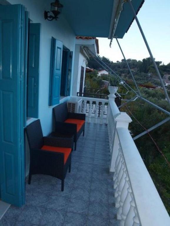 Xenia Apartment Кокари Екстериор снимка