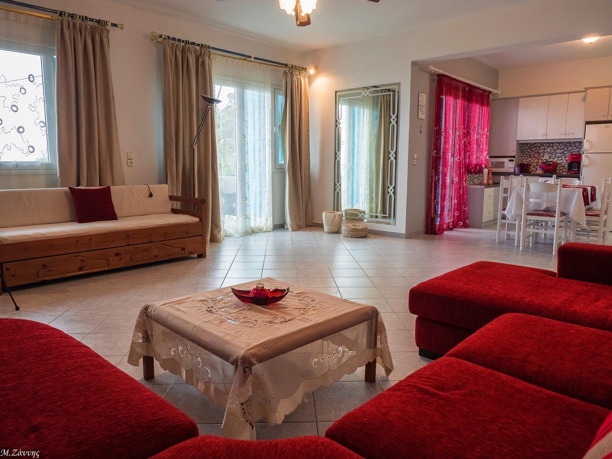 Xenia Apartment Кокари Екстериор снимка